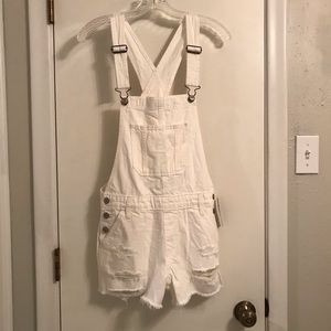 NWT Abercrombie & Fitch white shortalls